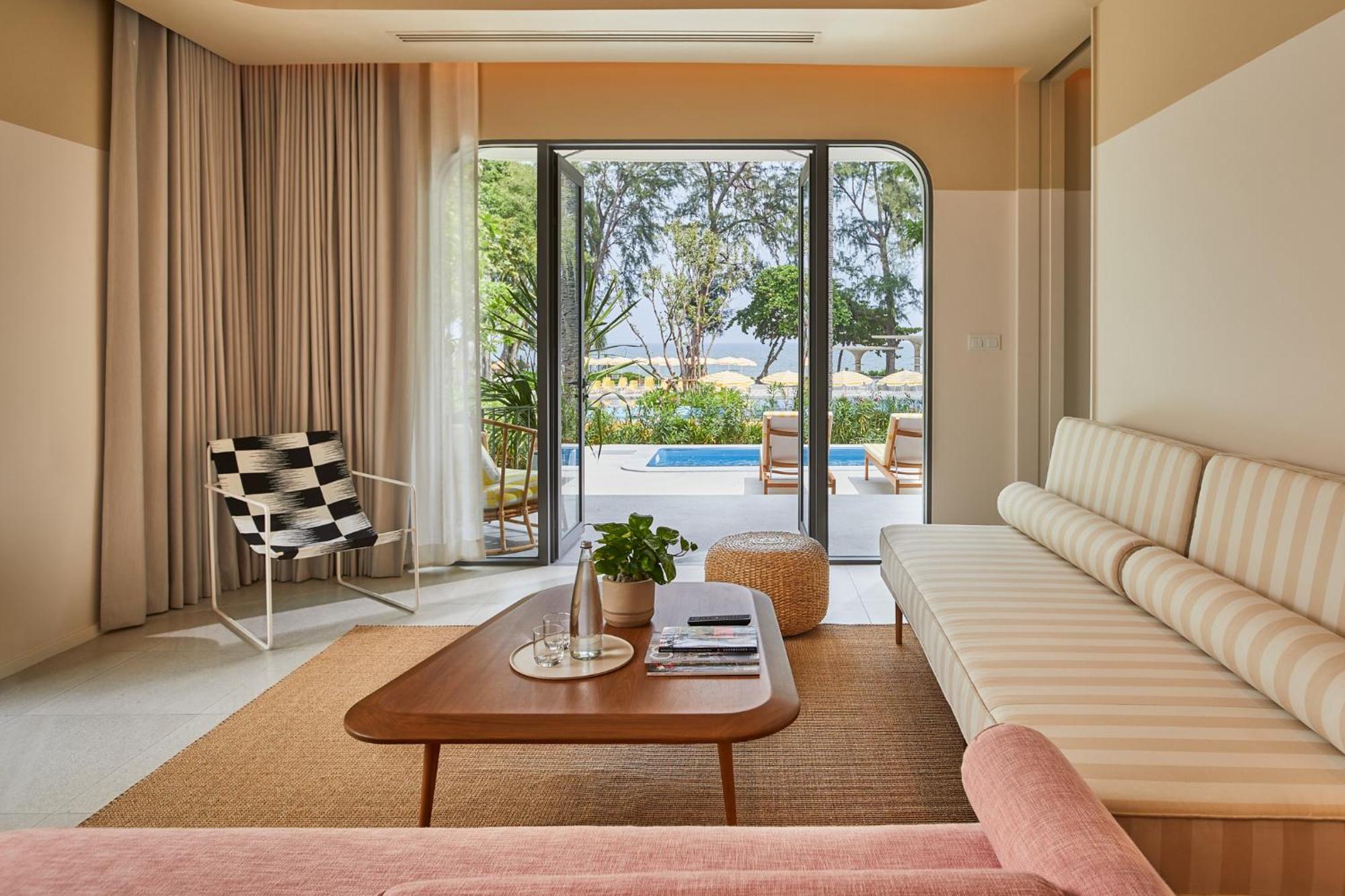 The Standard, 5*